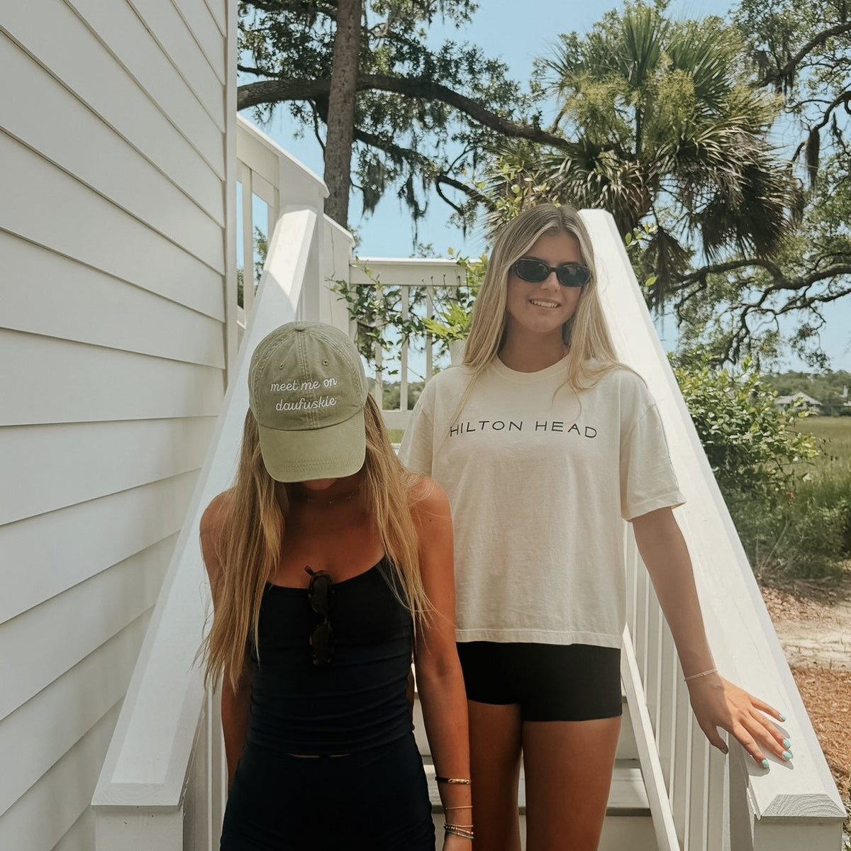 Oyster Coast Cropped Tee